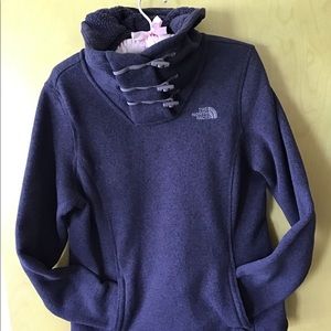 Women’s Plum Northface Pullover Hoodie